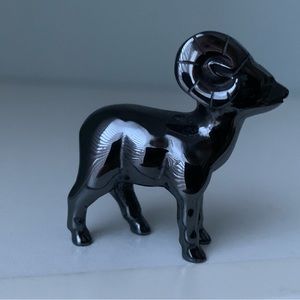 Vintage bighorn sheep carving